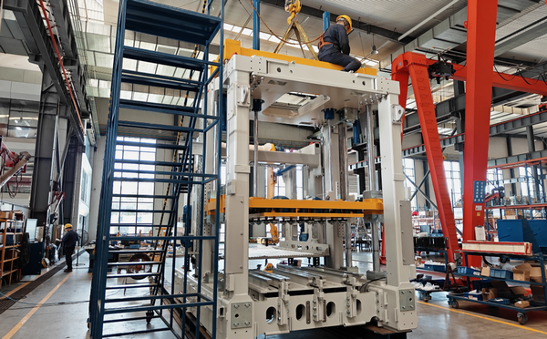 QGM | Halt d'Risiken an der Fabréck a schéckt Fridden vum Geescht aus der Fabréck